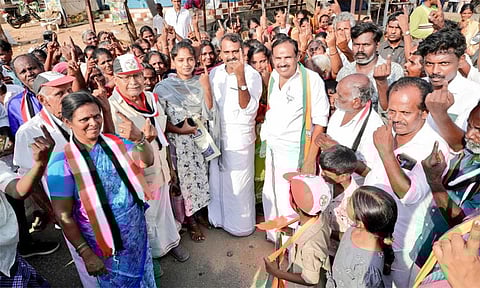 மக்கள் உற்சாகமாக ஜனநாயகக் கடமையை நிறைவேற்றி வருவது நம்பிக்கை அளிக்கிறது - எல்.முருகன்