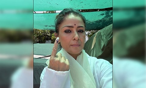 ‘இது சினிமா படப்பிடிப்பு அல்ல..’ - வாக்கு செலுத்திய பிறகு நடிகை சிம்ரன் வெளியிட்ட பதிவு