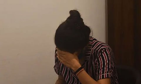 பிரச்சினைகளுக்கு தீர்வு தேடிய கல்லூரி மாணவி...போலி சாமியார் செய்த விபரீத செயல்