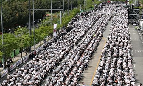 தென்கொரியாவில் சாம்சங் ஊழியர்கள் போராட்டம்: 18 நாள் வேலைநிறுத்த எச்சரிக்கை