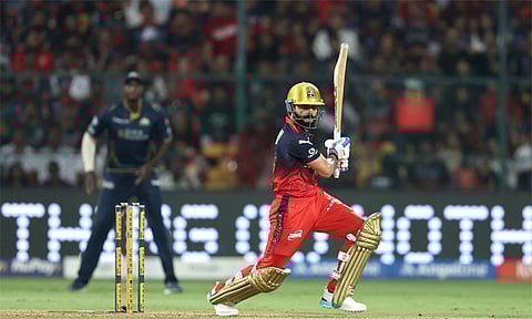 ஐபிஎல்: கோலி, படிக்கல் அபாரம்... பெங்களூரு அசத்தல் வெற்றி