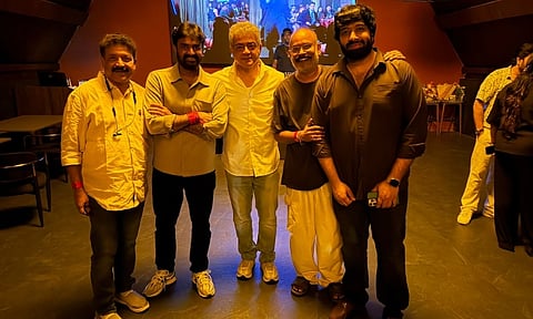 திருமண நாளில் அஜித்தை நேரில் சந்தித்த இயக்குனர்கள் – வைரலாகும் புகைப்படம்