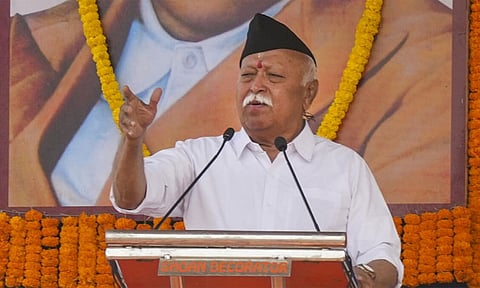 மனிதனை நல்வழிப்படுத்துவதே ஆர்.எஸ்.எஸ். தொண்டர்களின் பணி - மோகன் பகவத் பேச்சு