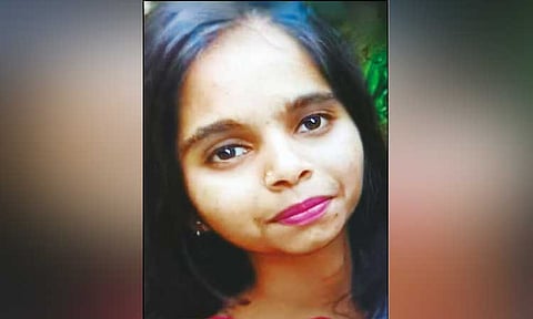 சாம்பார் வைக்காததால் தந்தை கண்டிப்பு: இளம்பெண் எடுத்த விபரீத முடிவு