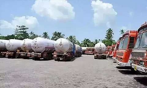 எல்பிஜி டேங்கர் லாரி உரிமையாளர்களின் வேலை நிறுத்தம் வாபஸ்
