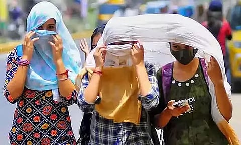 தமிழகத்தின் 13 இடங்களில் சதமடித்த வெயில்
