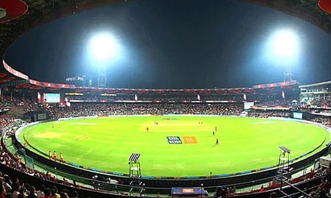 கள்ளச்சந்தையில் ஐ.பி.எல். டிக்கெட் விற்ற வழக்கில் மேலும் 14 பேர் கைது