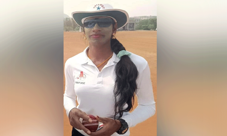 கிரிக்கெட் நடுவராக திருநங்கை.. தமிழ்நாட்டில் புதிய வரலாறு.. சரித்திரம் படைத்த ரித்திகாஸ்ரீ