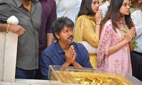 விஜய்யின் அடுத்த ஆன்மீக பயணம்: நாகூர்,வேளாங்கண்ணி செல்ல திட்டம் 