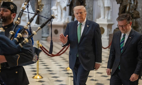 அமெரிக்காவுக்கு மாரடைப்பு ஏற்படுத்தும் புதிய ஆயுதம் கொண்டு தாக்குவோம்:  ஈரான் எச்சரிக்கை
