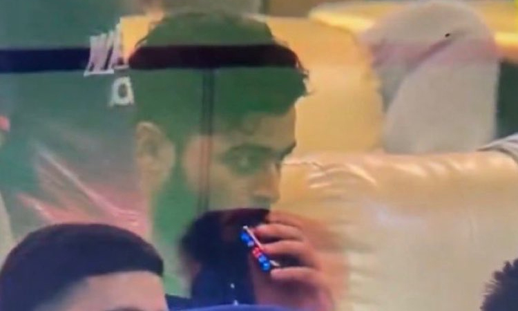 மின்-சிகரெட் பயன்படுத்திய ரியான் பராக்: ஐபிஎல் நிர்வாகம் நடவடிக்கை 