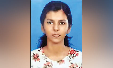 கொச்சி தொழில்நுட்ப பல்கலைக்கழக என்ஜினீயரிங் மாணவி தூக்குப்போட்டு தற்கொலை