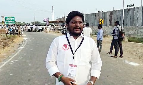 நாகை: விஜய் முகம் பொறித்த சட்டை அணிந்து வந்த தவெக முகவர் வெளியேற்றம்