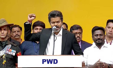 தமிழ்நாட்டின் 13-வது முதல்-அமைச்சராக பதவியேற்றார் தவெக தலைவர் விஜய்
