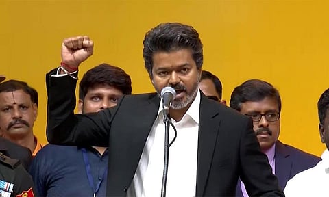 ”தவறு செய்ய மாட்டேன்.. செய்யவும் விடமாட்டேன்”: முதல்-அமைச்சர் விஜய் உறுதி
