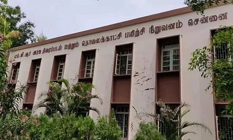 எம். ஜி.ஆர். திரைப்படக் கல்லூரியில் மாணவர் சேர்க்கை... இணையதளம் வழியாக விண்ணப்பிக்கலாம்