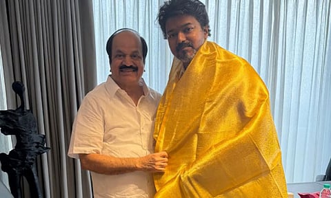 சபாநாயகர் ஆகிறார், ஜே.சி.டி. பிரபாகர்