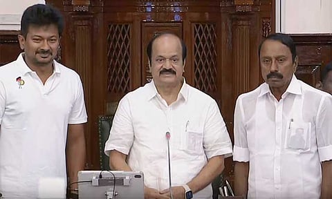 சட்டசபை கூட்டம் தொடங்கியது:  சபாநாயகராக ஜே.சி.டி. பிரபாகர் பதவியேற்பு