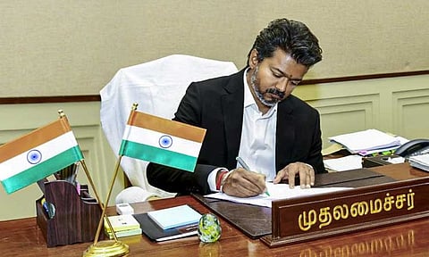 கோவையில் சாலை விபத்தில் உயிரிழந்தவர்களின் குடும்பத்தினருக்கு நிதியுதவி: முதல்-அமைச்சர் விஜய் அறிவிப்பு