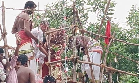 திருக்கடையூர்:  தமிழ் முறைப்படி நடந்த கன்னங்குடி விநாயகர் கோவில் குடமுழுக்கு