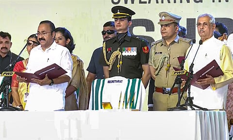 கேரள மாநில முதல்-மந்திரியாக பதவியேற்றார் சதீசன்; விழாவில் ராகுல்காந்தி, கார்கே பங்கேற்பு 