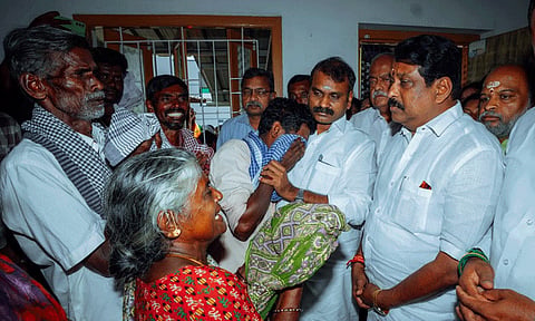 கோவை சிறுமி விவகாரம்: குற்றவாளிகளுக்கு அதிக பட்ச தண்டனை பெற்று தருவதில் பாஜக உறுதியாக இருக்கும் - எல்.முருகன்