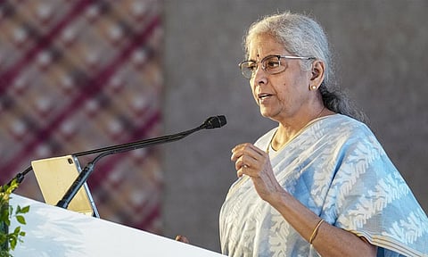 அன்னியச் செலாவணியை சேமிக்க நிர்மலா சீதாராமன் வலியுறுத்தல் 