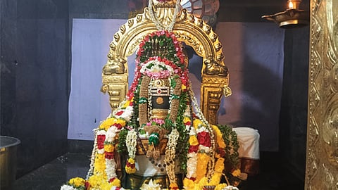 பிரதோஷ பூஜை, மேல மறைக்காடர் கோவில்