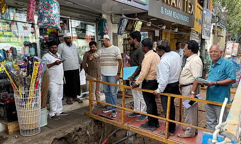 புது வண்ணாரப்பேட்டையில் நடைபாதை வளாகம் அமைக்கும் பணி: மாநகராட்சி ஆணையாளர் ஆய்வு