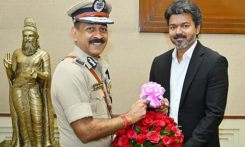 விஜய் - மகேஷ்குமார் அகர்வால்