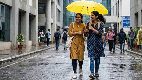 அடுத்த 3 மணி நேரத்தில் மழைக்கு வாய்ப்புள்ள மாவட்டங்கள் எவை..? 