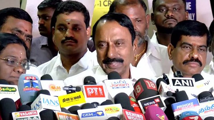 எடப்பாடி பழனிசாமி ஆட்சியிலும் மின்வெட்டு இருந்தது - அமைச்சர் செங்கோட்டையன் 