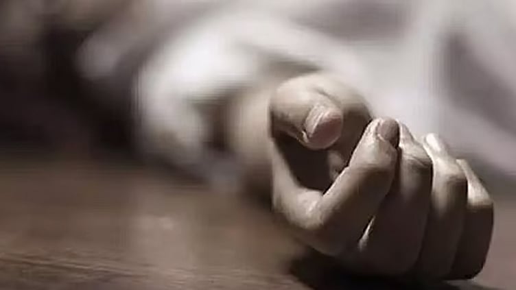 செல்போன் எண்ணை முடக்கிய கணவர்.. கர்ப்பிணி மனைவி எடுத்த விபரீத முடிவு 