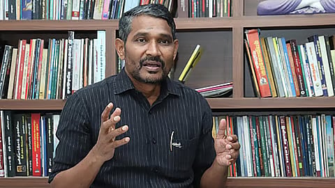 சட்டமன்ற விதிப்படி தமிழ்த்தாய் வாழ்த்துதான் முதலில் பாட வேண்டும்: அமைச்சர் வன்னி அரசு