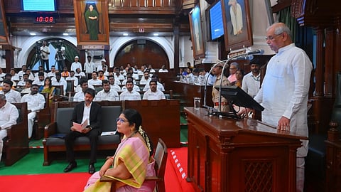 கவர்னர் அர்லேகர்