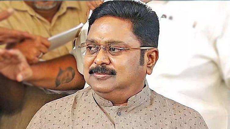 அரசியல் தலையீடு இல்லாமல் அரசுத்துறைகள் சுதந்திரமாக இயங்கிடும் சூழலை உருவாக்க வேண்டும் - டிடிவி தினகரன்