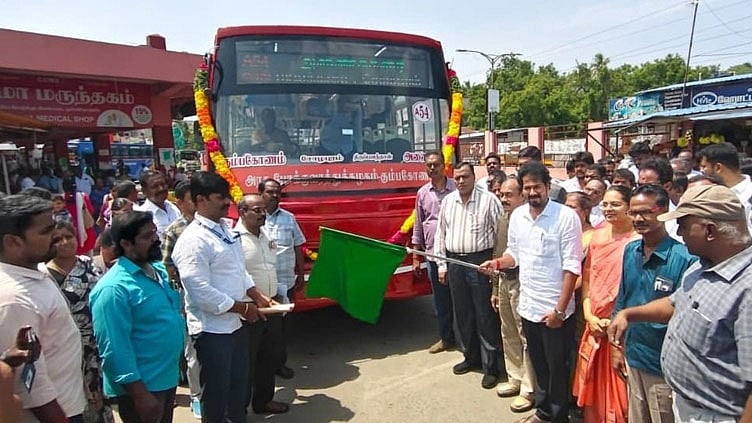 கும்பகோணத்தில் கூடுதலாக 6 பேருந்து சேவைகள் -  தொடங்கி வைத்தார் அமைச்சர் ர.வினோத்