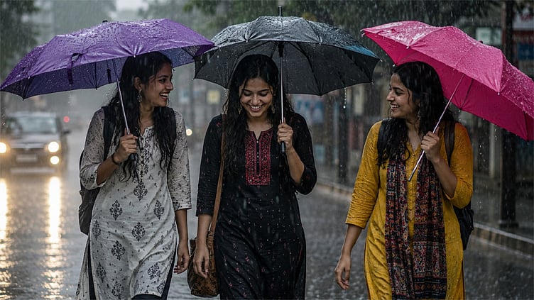 6 மாவட்டங்களுக்கு கனமழை எச்சரிக்கை.. வானிலை மையம் வெளியிட்ட முக்கிய அறிவிப்பு