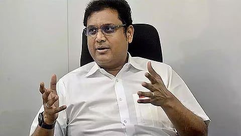 திமுக ஆட்சியை விட தவெக அரசால் 2 மடங்கு  அளவுக்கு முதலீட்டை ஈர்க்க முடியுமா? - டி.ஆர்.பி.ராஜா கேள்வி