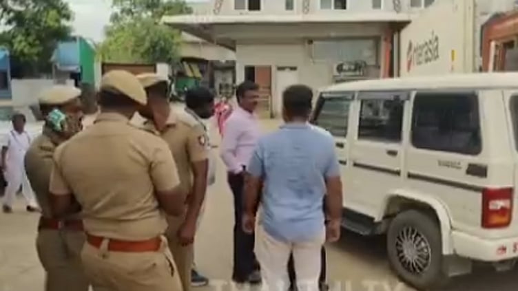 அமோனியா வாயு கசிவால் பாதிக்கப்பட்ட மேலும் ஒருவர் உயிரிழப்பு.. பலி எண்ணிக்கை 10 ஆக உயர்வு