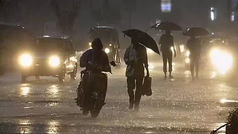 சென்னையின் பல்வேறு பகுதிகளில் பரவலாக மழை