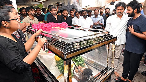 தமிழ் திரையுலகிற்கு ஈடுசெய்ய முடியாத பேரிழப்பு: பாக்யராஜ் மறைவுக்கு முதல்-அமைச்சர் விஜய் இரங்கல்