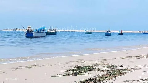மீனவர்கள் மீட்பு 