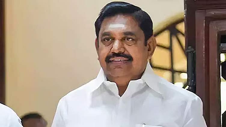 எடப்பாடி பழனிசாமி தலைமையில் அதிமுக மாவட்ட நிர்வாகிகள் ஆலோசனை கூட்டம்

