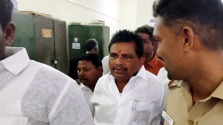 திமுக எம்.எல்.ஏ. அனிதா ராதாகிருஷ்ணன் கைது
