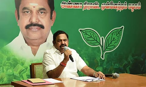 "மதுராந்தகம் இடைத்தேர்தலில் வென்றாக வேண்டும்" - மாவட்ட நிர்வாகிகள் கூட்டத்தில் எடப்பாடி பழனிசாமி