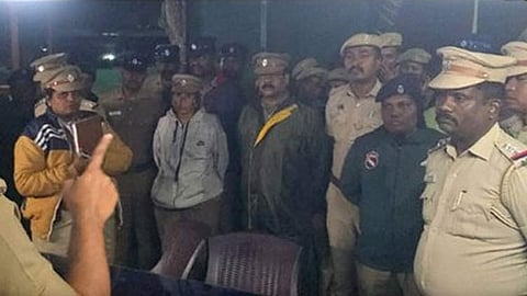 போதைப்பொருள் தடுப்பு நடவடிக்கை: கோவையில் அதிகாலை முதல் போலீசார் அதிரடி சோதனை

