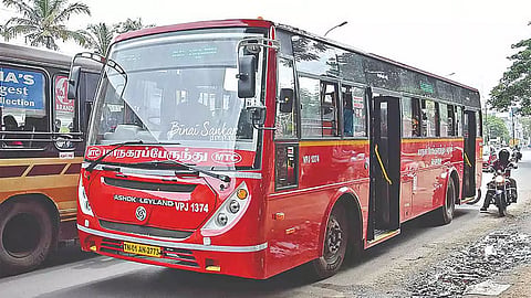 மின்சார ரெயில்கள் இன்று ரத்து: சென்னையில் கூடுதலாக 50 பஸ்கள் இயக்கம்