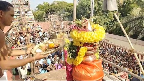 மயிலாடுதுறை அருகே சித்தர்காடு கிராமத்தில் பிரம்மபுரீஸ்வரர் கோவில் கும்பாபிஷேக விழா

