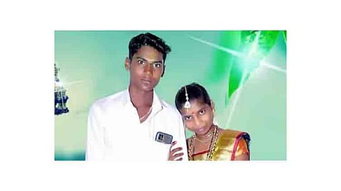 குழந்தையை கொன்ற வழக்கில் தந்தை கைது செய்யப்பட்டார்.